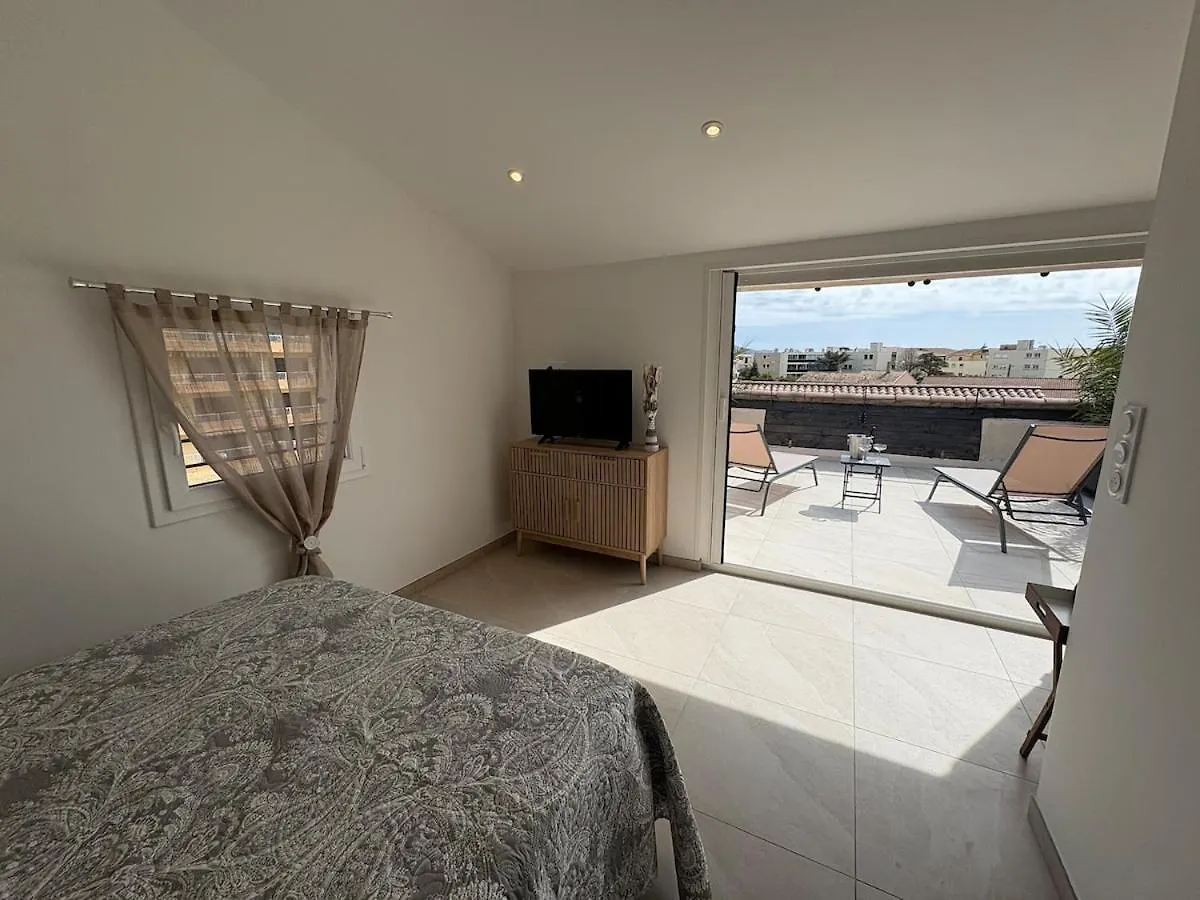 Duplex Neuf Avec Terrasse Et Tropezienne Sanary-sur-Mer France