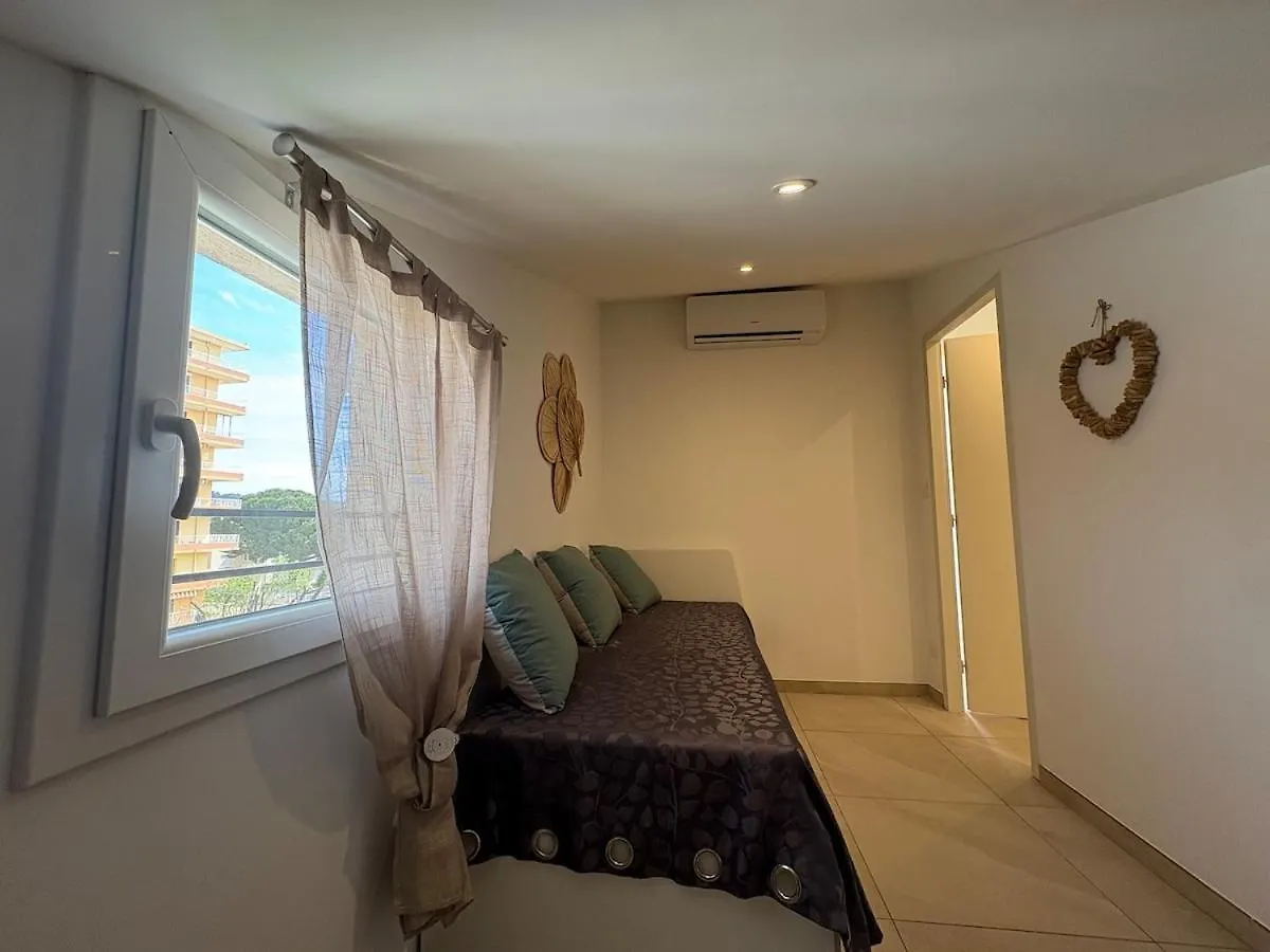 Duplex Neuf Avec Terrasse Et Tropezienne Sanary-sur-Mer Holiday home